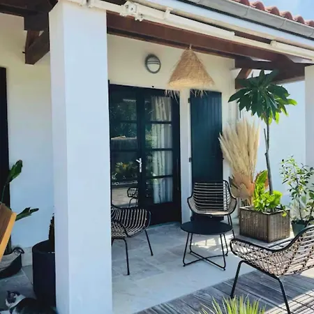 Gisele A Rivedoux-Plage